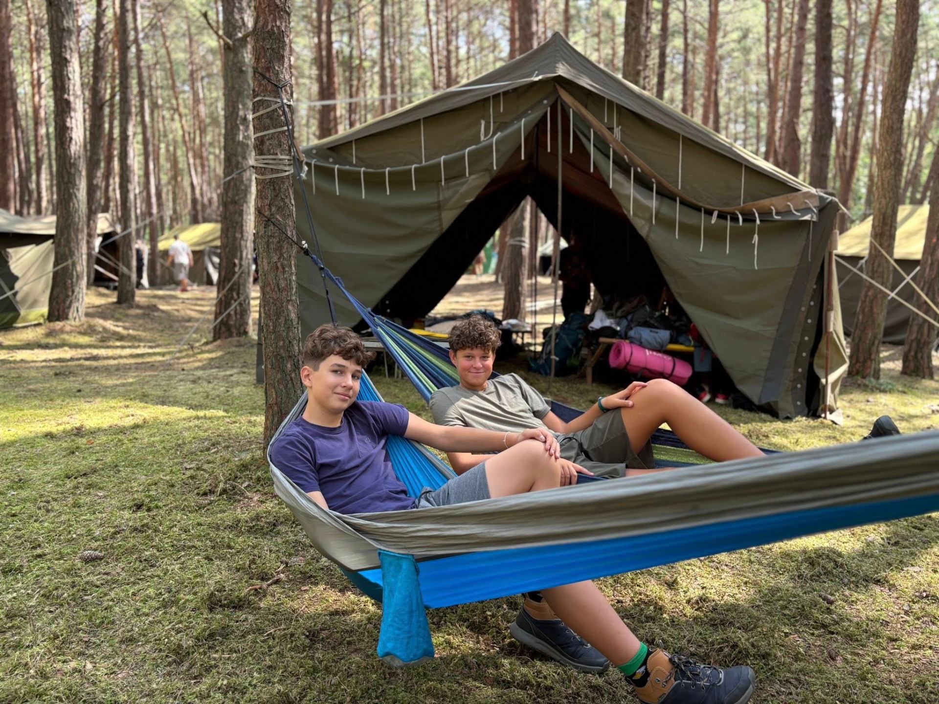 obóz Wakacyjny obóz pod namiotami w Olejnica